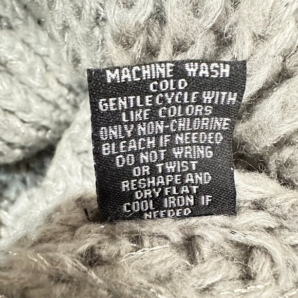 Moon & Madison Knit Sweater Grey & Metallic Silver Cardigan Size M - Picture 10 of 10